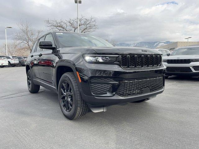 new 2025 Jeep Grand Cherokee car, priced at $43,114