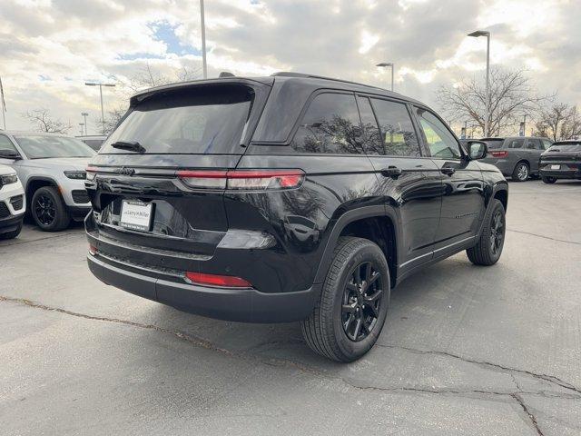 new 2025 Jeep Grand Cherokee car, priced at $43,114