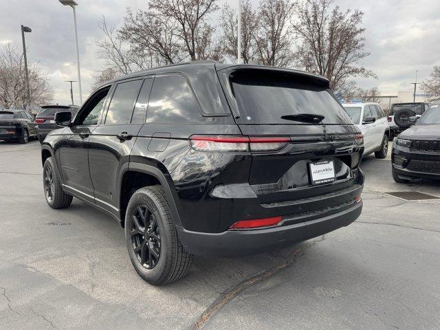 new 2025 Jeep Grand Cherokee car, priced at $43,114