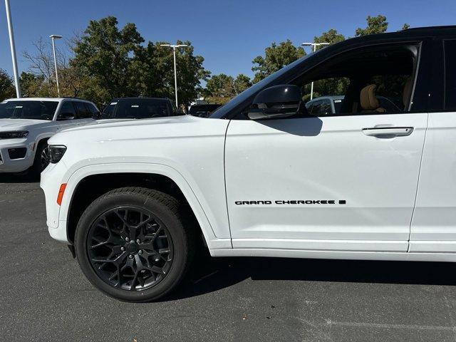 new 2025 Jeep Grand Cherokee car, priced at $69,130