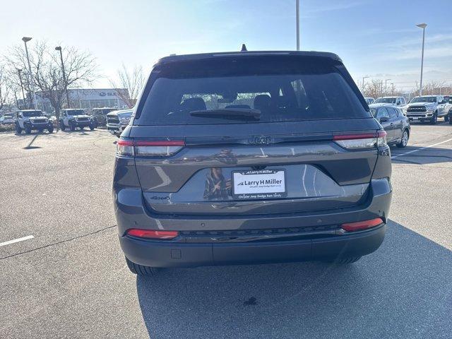 new 2025 Jeep Grand Cherokee car, priced at $44,114