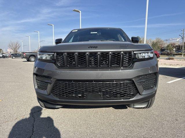 new 2025 Jeep Grand Cherokee car, priced at $44,114