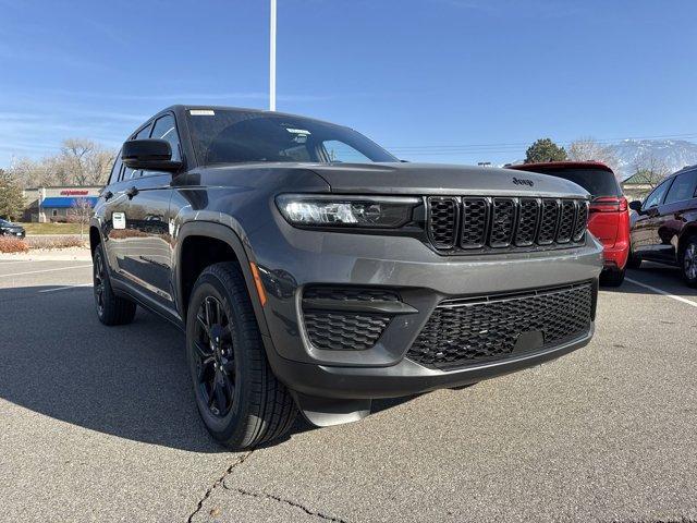 new 2025 Jeep Grand Cherokee car, priced at $44,114