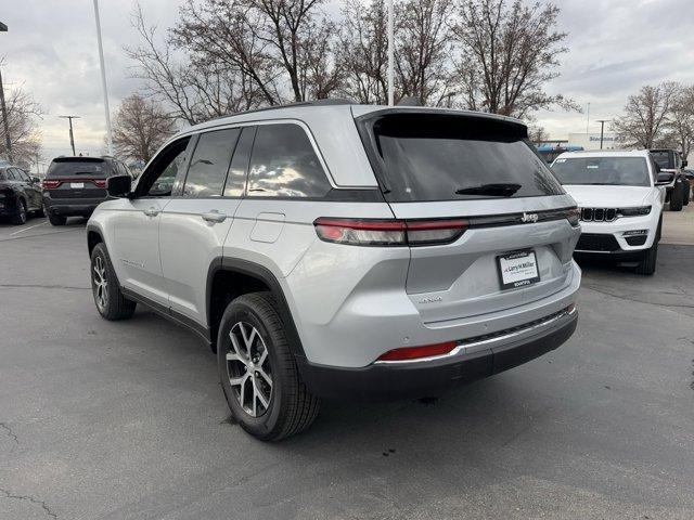 new 2025 Jeep Grand Cherokee car, priced at $45,773