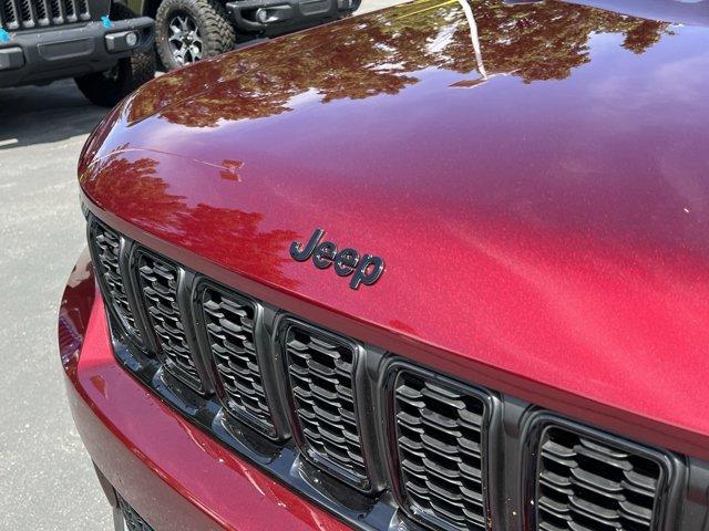 new 2023 Jeep Grand Cherokee car, priced at $51,125