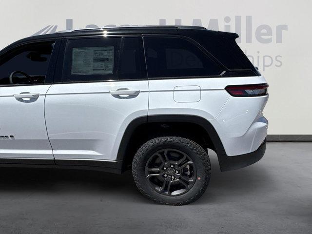new 2025 Jeep Grand Cherokee 4xe car, priced at $62,250