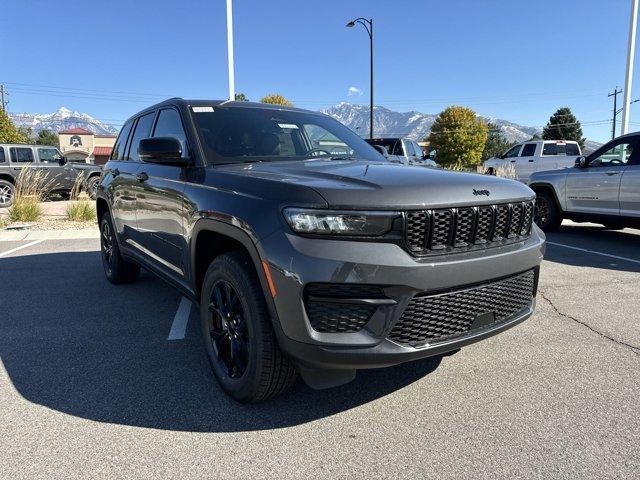 new 2025 Jeep Grand Cherokee car, priced at $46,025