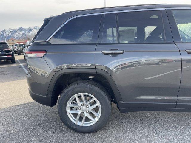 new 2025 Jeep Grand Cherokee car, priced at $40,812