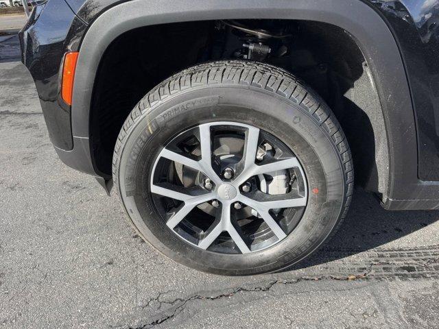 new 2025 Jeep Grand Cherokee car, priced at $43,773