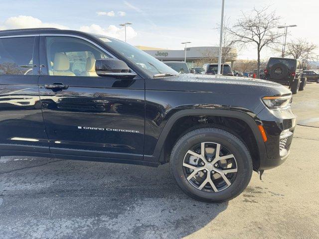 new 2025 Jeep Grand Cherokee car, priced at $45,773