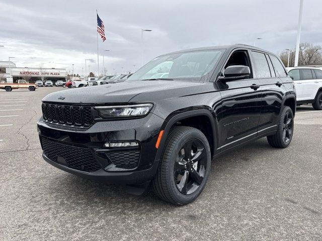 new 2025 Jeep Grand Cherokee car, priced at $52,122