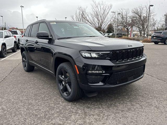 new 2025 Jeep Grand Cherokee car, priced at $52,122