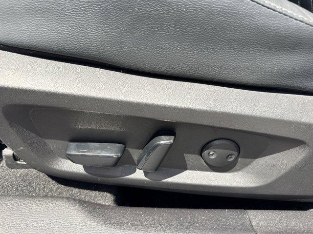 used 2024 Mitsubishi Outlander car, priced at $32,430
