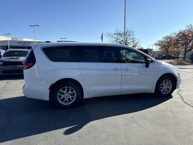 new 2025 Chrysler Pacifica car, priced at $42,145