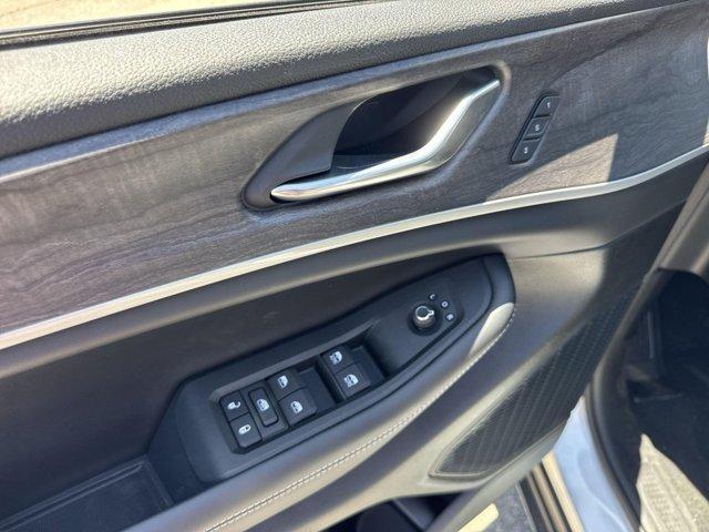 new 2025 Jeep Grand Cherokee car, priced at $49,437