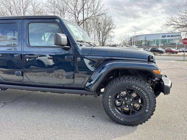 new 2025 Jeep Gladiator car, priced at $48,934