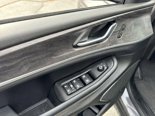 new 2024 Jeep Grand Cherokee L car, priced at $61,210