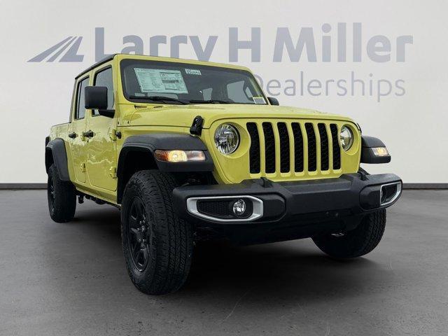 new 2023 Jeep Gladiator car, priced at $40,985