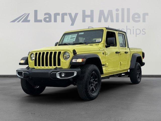 new 2023 Jeep Gladiator car, priced at $40,985