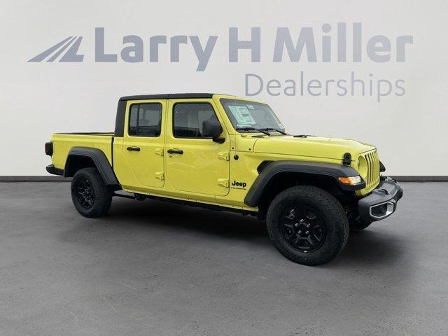 new 2023 Jeep Gladiator car, priced at $40,985