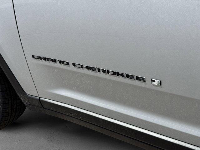 new 2025 Jeep Grand Cherokee car, priced at $46,313