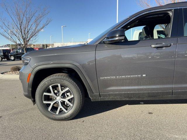 new 2025 Jeep Grand Cherokee L car, priced at $52,719