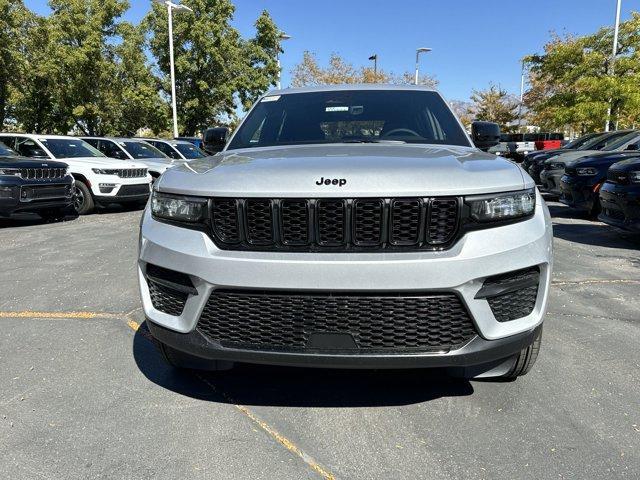 new 2025 Jeep Grand Cherokee car, priced at $46,025