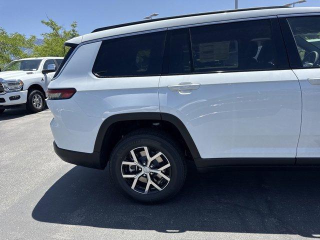 new 2025 Jeep Grand Cherokee L car, priced at $45,193