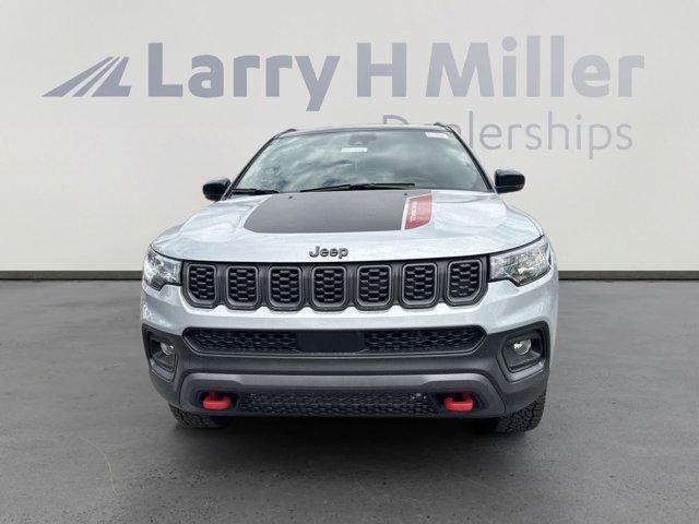 new 2025 Jeep Compass car, priced at $33,262
