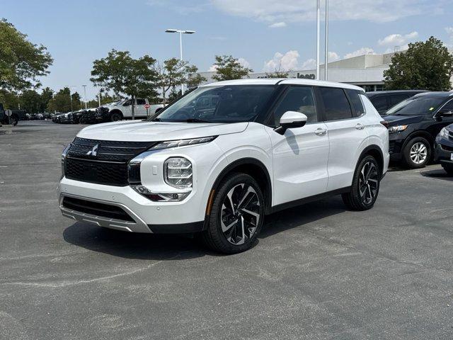 used 2024 Mitsubishi Outlander car, priced at $25,992