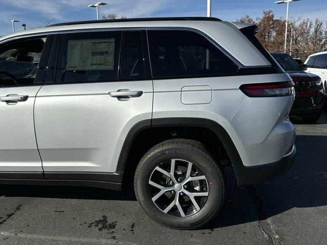 new 2025 Jeep Grand Cherokee car, priced at $44,773