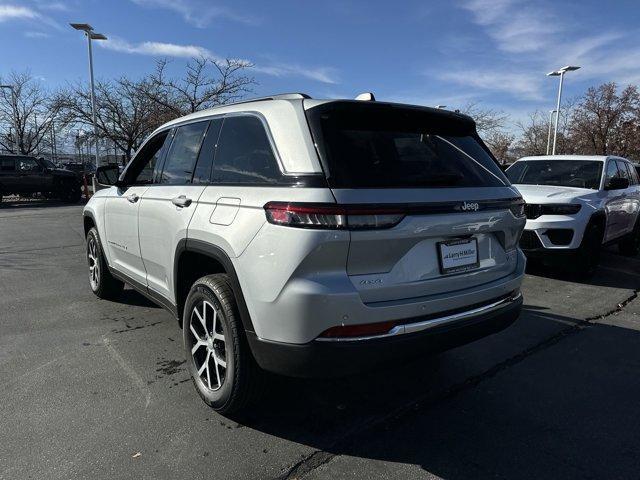 new 2025 Jeep Grand Cherokee car, priced at $44,773