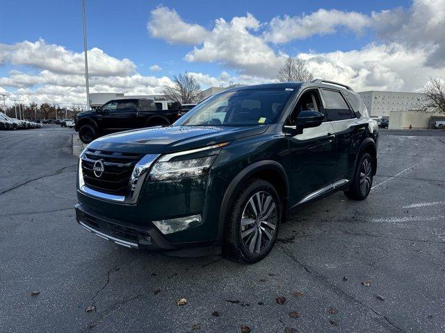 used 2022 Nissan Pathfinder car, priced at $34,629