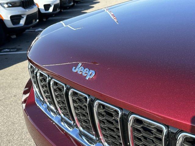 new 2024 Jeep Grand Cherokee car, priced at $49,632