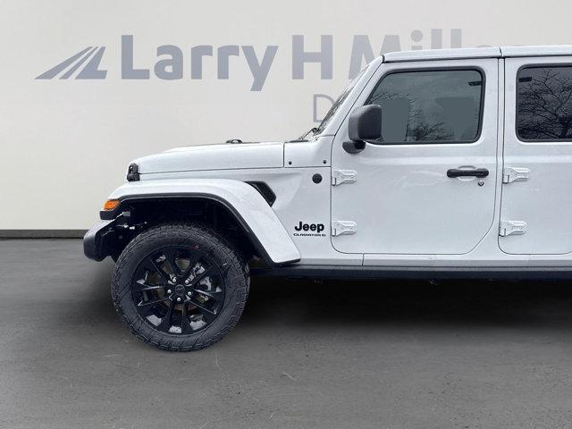 new 2025 Jeep Gladiator car, priced at $43,632