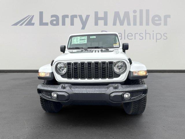 new 2025 Jeep Gladiator car, priced at $43,632