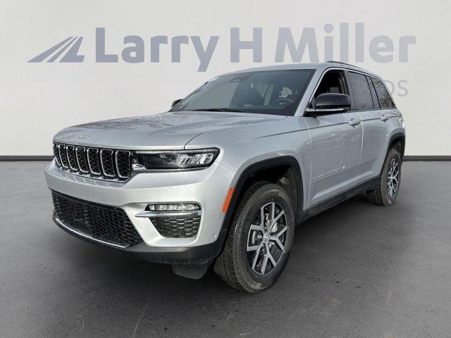 new 2025 Jeep Grand Cherokee car, priced at $48,668