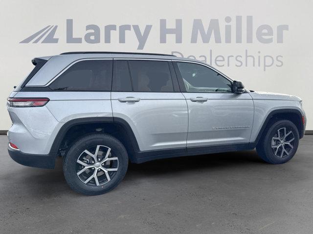 new 2025 Jeep Grand Cherokee car, priced at $48,668