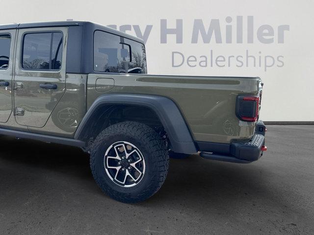 new 2025 Jeep Gladiator car, priced at $53,133