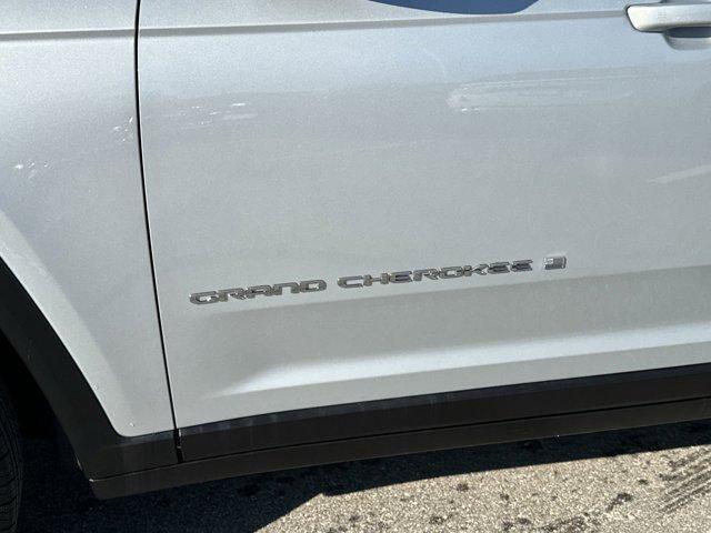 new 2024 Jeep Grand Cherokee L car, priced at $45,307