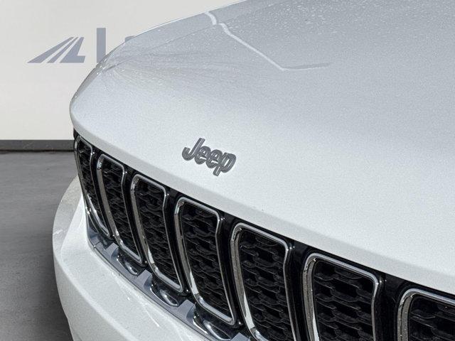 new 2025 Jeep Grand Cherokee car, priced at $43,236