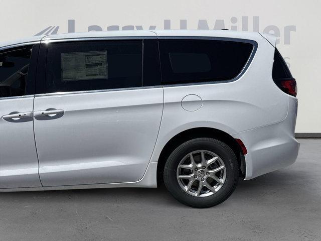 new 2025 Chrysler Voyager car, priced at $40,113