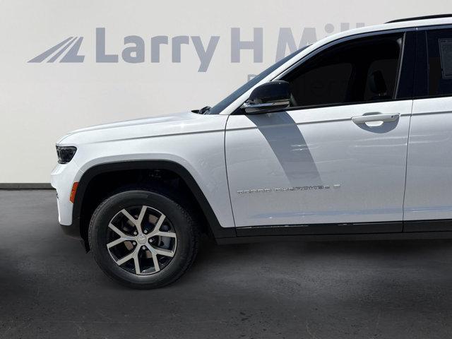 new 2025 Jeep Grand Cherokee car, priced at $43,402