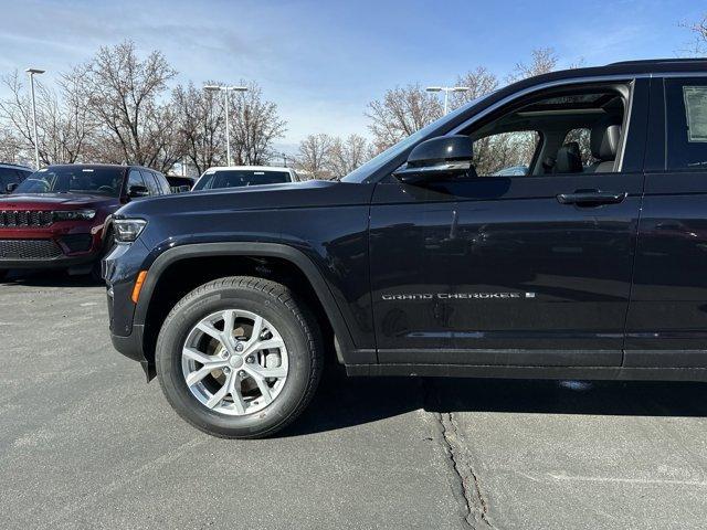 new 2024 Jeep Grand Cherokee car, priced at $49,350