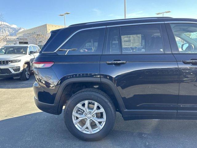 new 2024 Jeep Grand Cherokee car, priced at $49,350