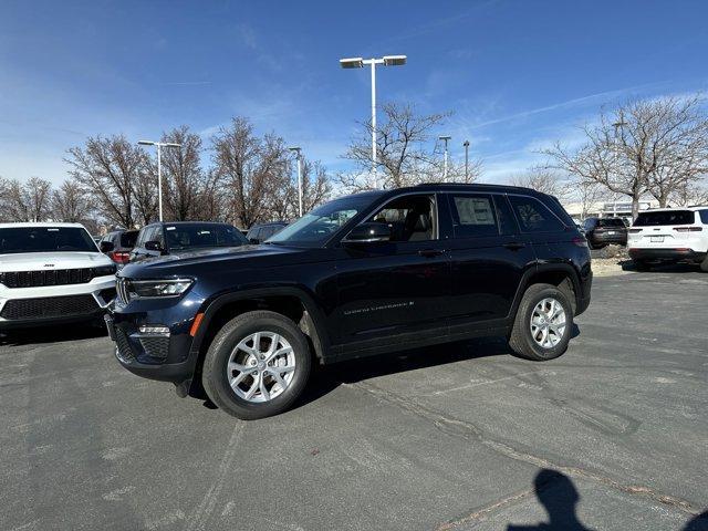 new 2024 Jeep Grand Cherokee car, priced at $49,350