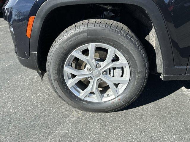 new 2024 Jeep Grand Cherokee car, priced at $49,350