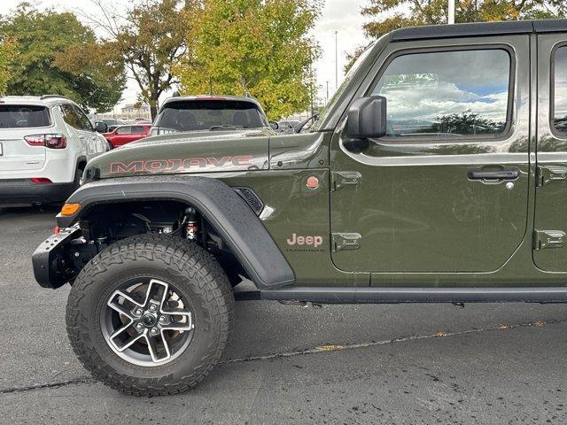 new 2024 Jeep Gladiator car, priced at $58,699