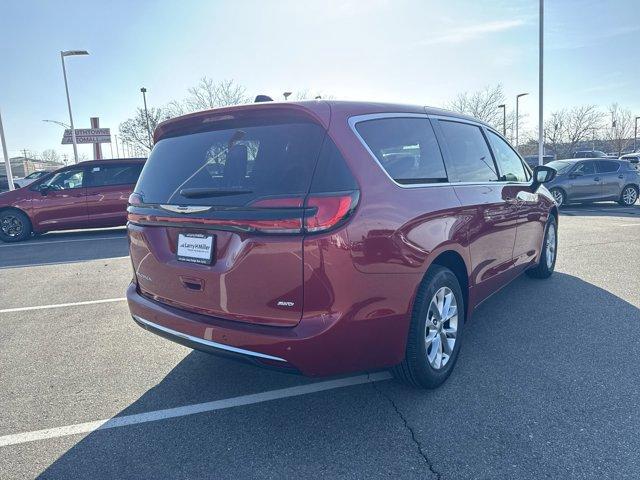 new 2025 Chrysler Pacifica car, priced at $44,473