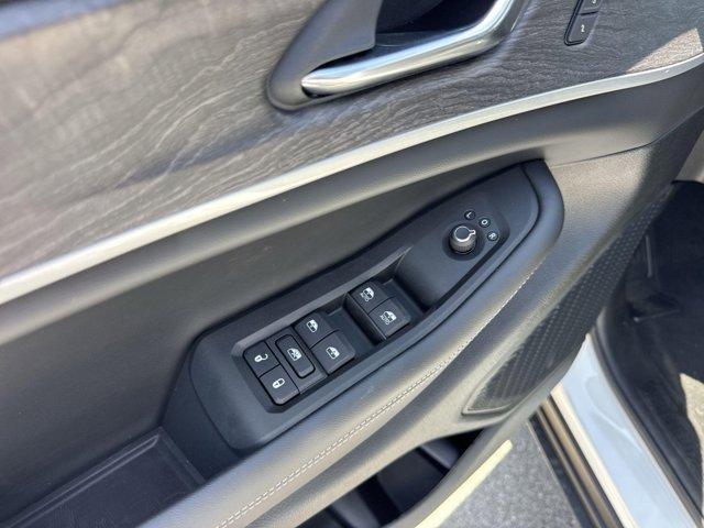 new 2025 Jeep Grand Cherokee car, priced at $46,127